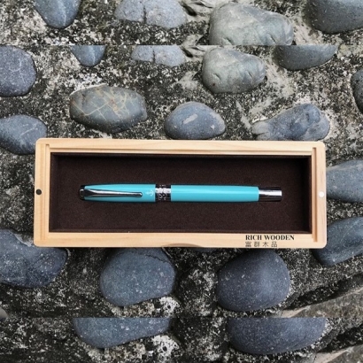 C0244-pen box _1_.jpg